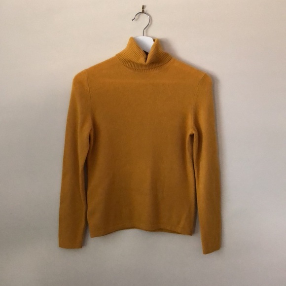 Lord & Taylor Mustard 100% Cashmere Turtleneck - Picture 4 of 5